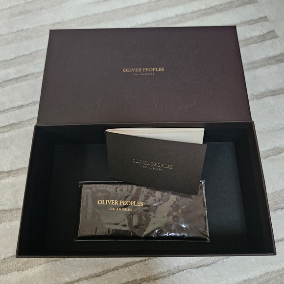 Oliver Peoples Los Angeles empty sunglasses box, booklet, and cleaning cloth - Picture 2 of 5